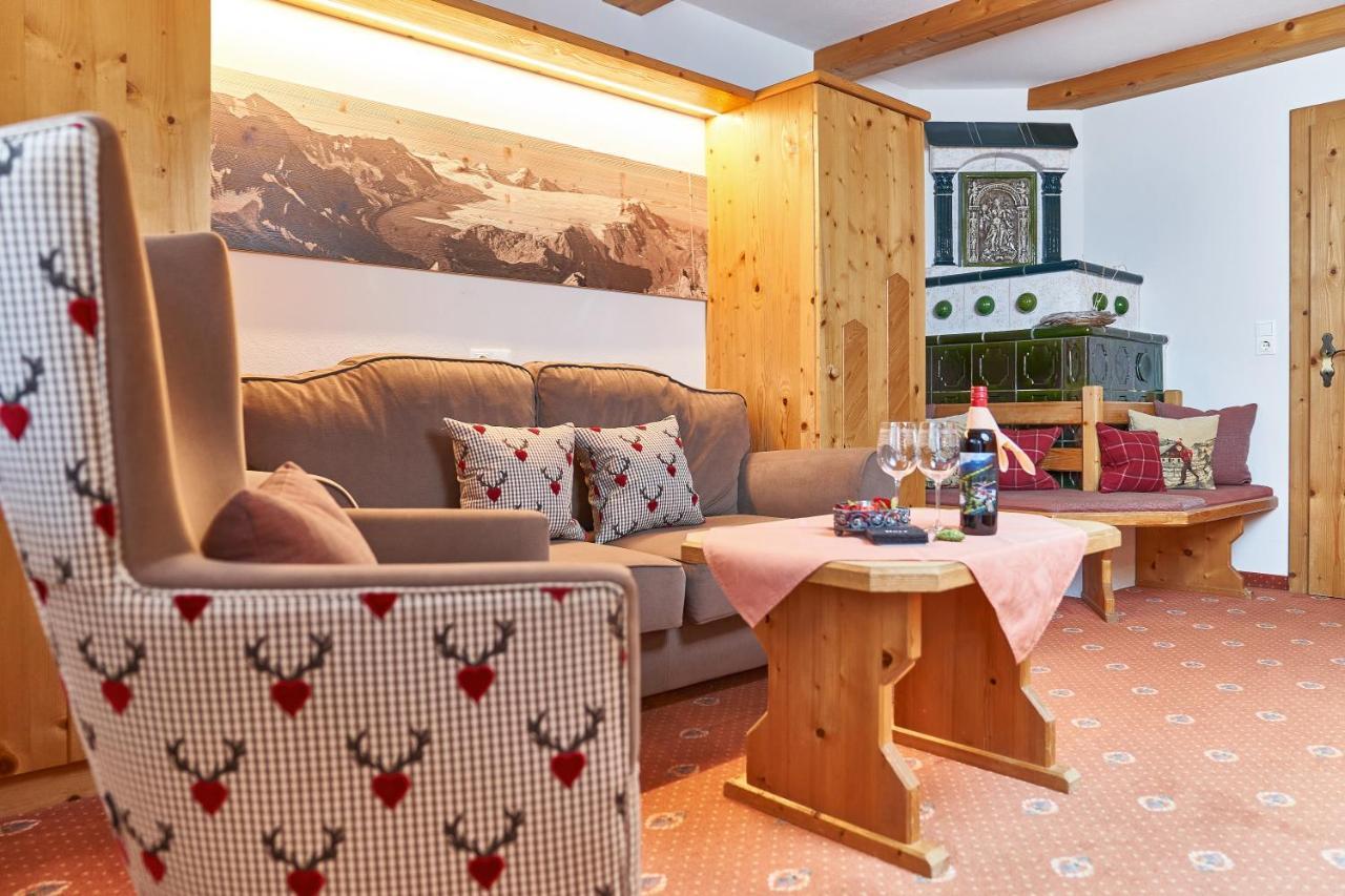 Ferienhaus Kirchplatzl Leutasch Bagian luar foto