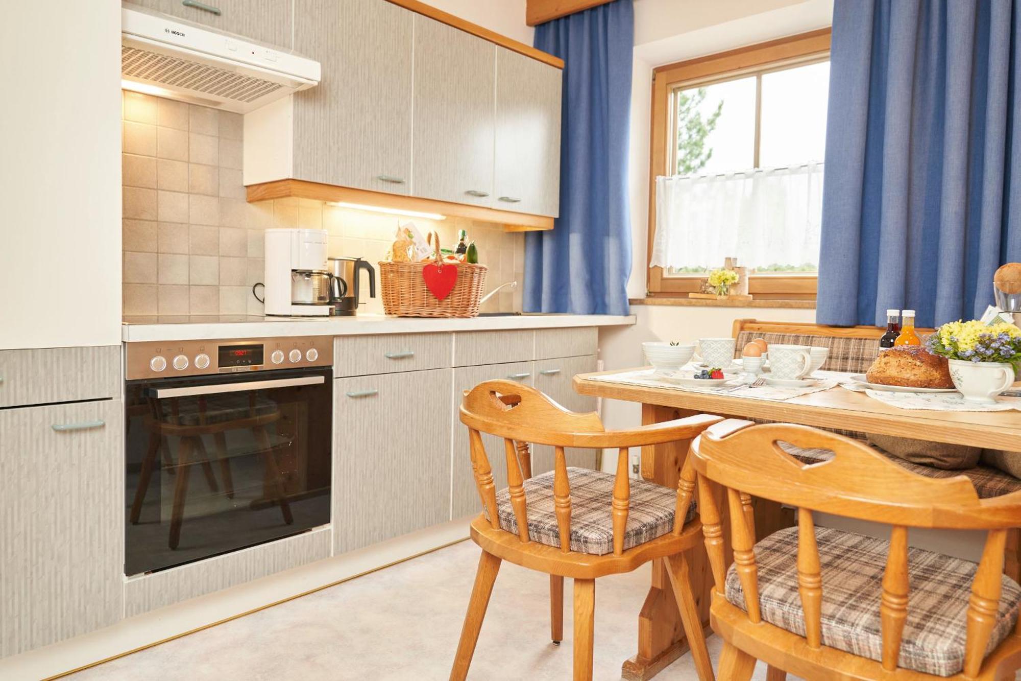 Ferienhaus Kirchplatzl Leutasch Bagian luar foto